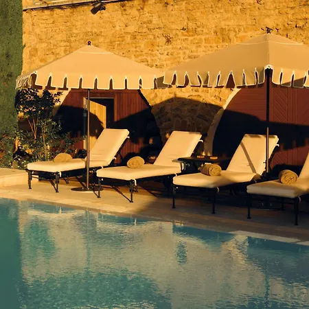 Florentine, A Beauvallon & Hotel