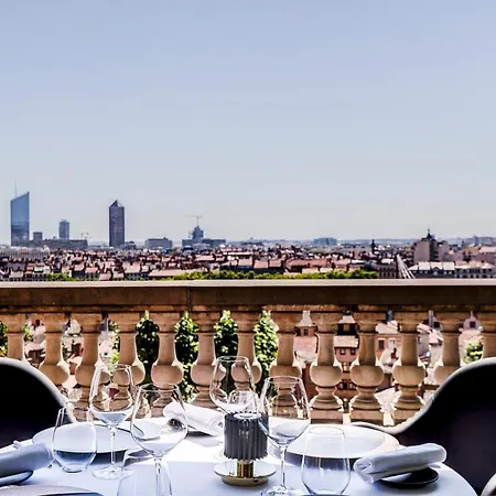 Florentine, A Beauvallon & 5*