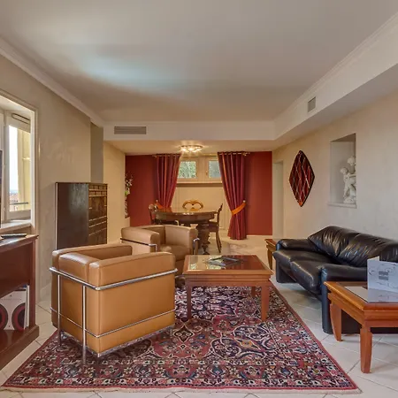 Florentine, A Beauvallon & 5*