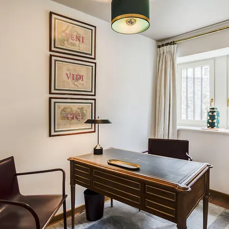 Florentine, A Beauvallon & 5* Lyon