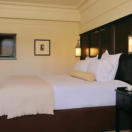 Florentine, A Beauvallon & 5* Lyon